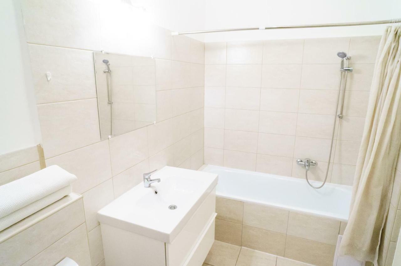 Budapest Kingdom Apartment Central & Car Parking On-Site & Aircon & Quiet & Family Friendly Buitenkant foto
