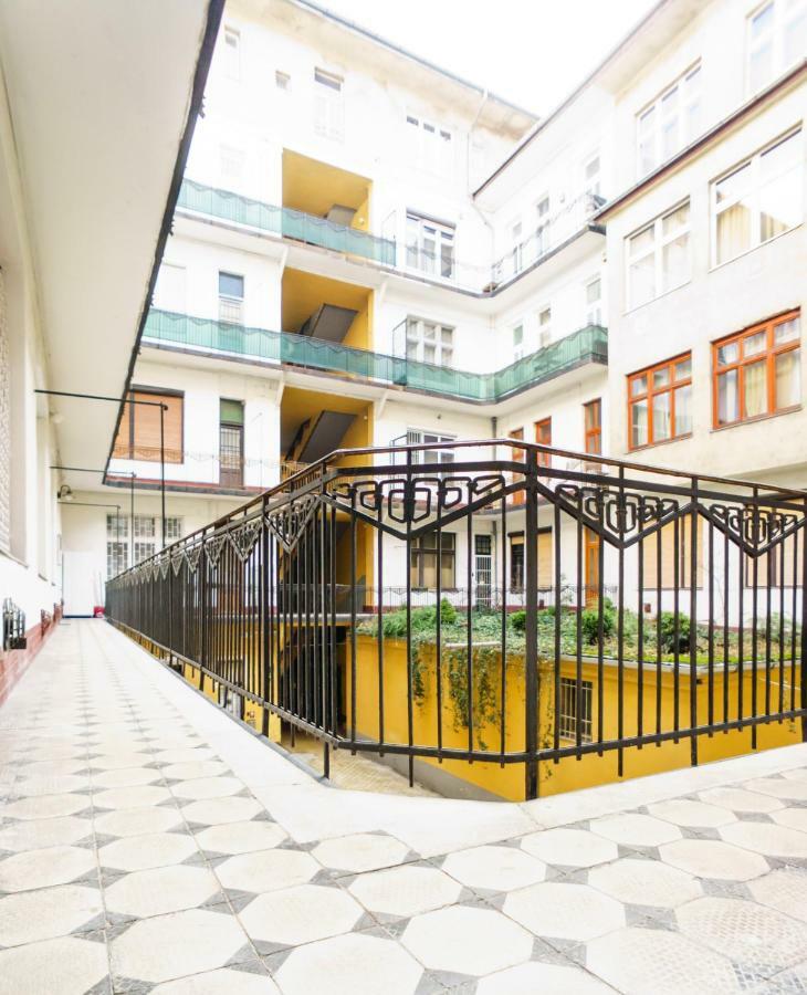 Budapest Kingdom Apartment Central & Car Parking On-Site & Aircon & Quiet & Family Friendly Buitenkant foto
