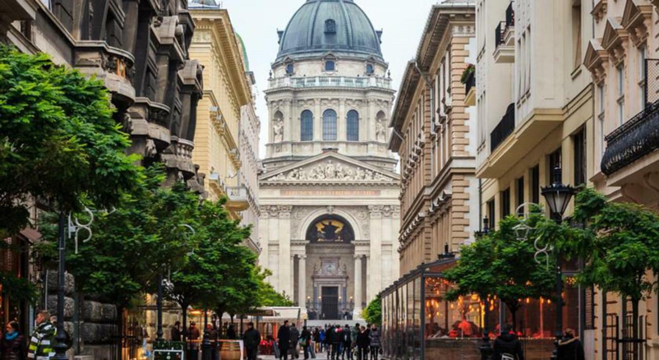 Budapest Kingdom Apartment Central & Car Parking On-Site & Aircon & Quiet & Family Friendly Buitenkant foto